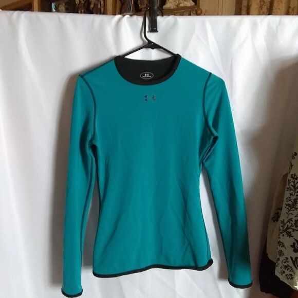 Under Armour reversible top - Picture 5 of 11